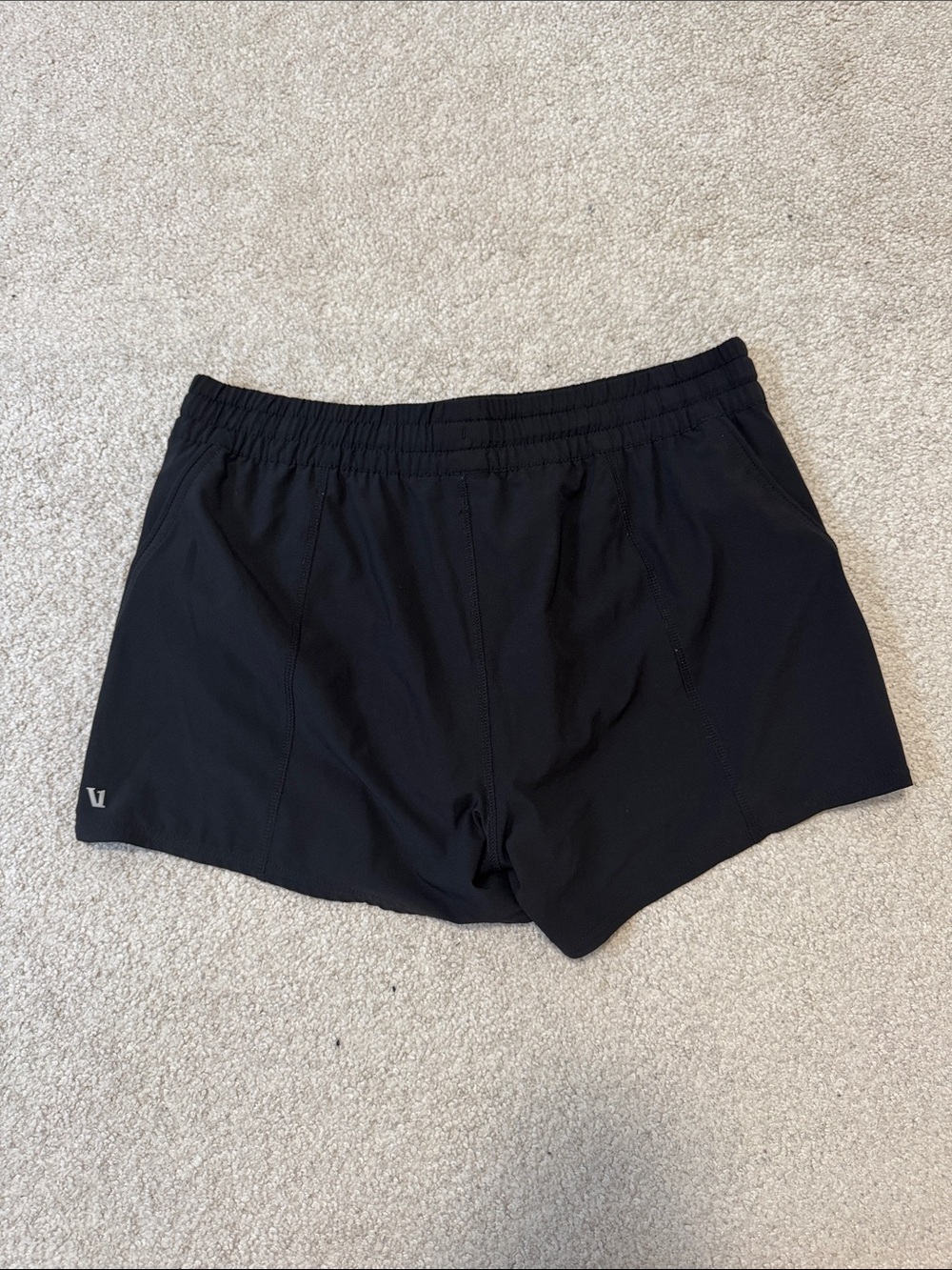 Vuori Clemetine Shorts Black SzL - Picture 2 of 5